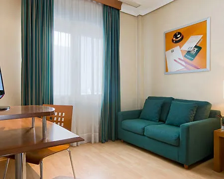 Hotel Nh San Pedro De Alcantara 3*